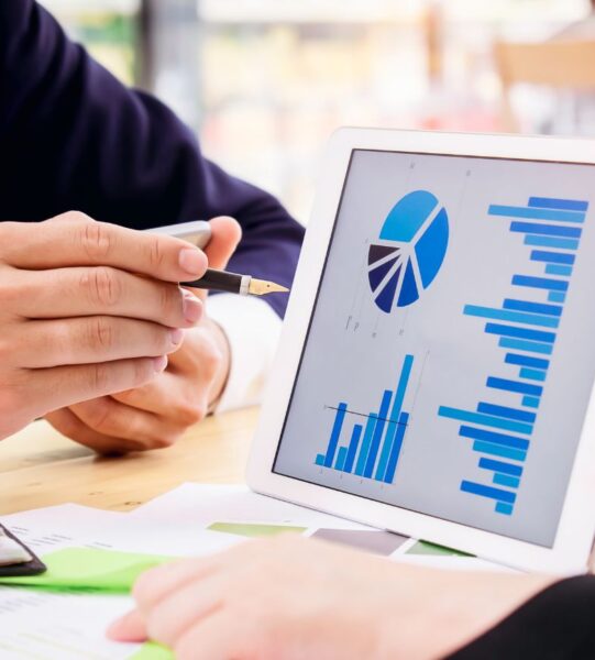 MIS & Financial Reporting MIS & Financial Reporting
